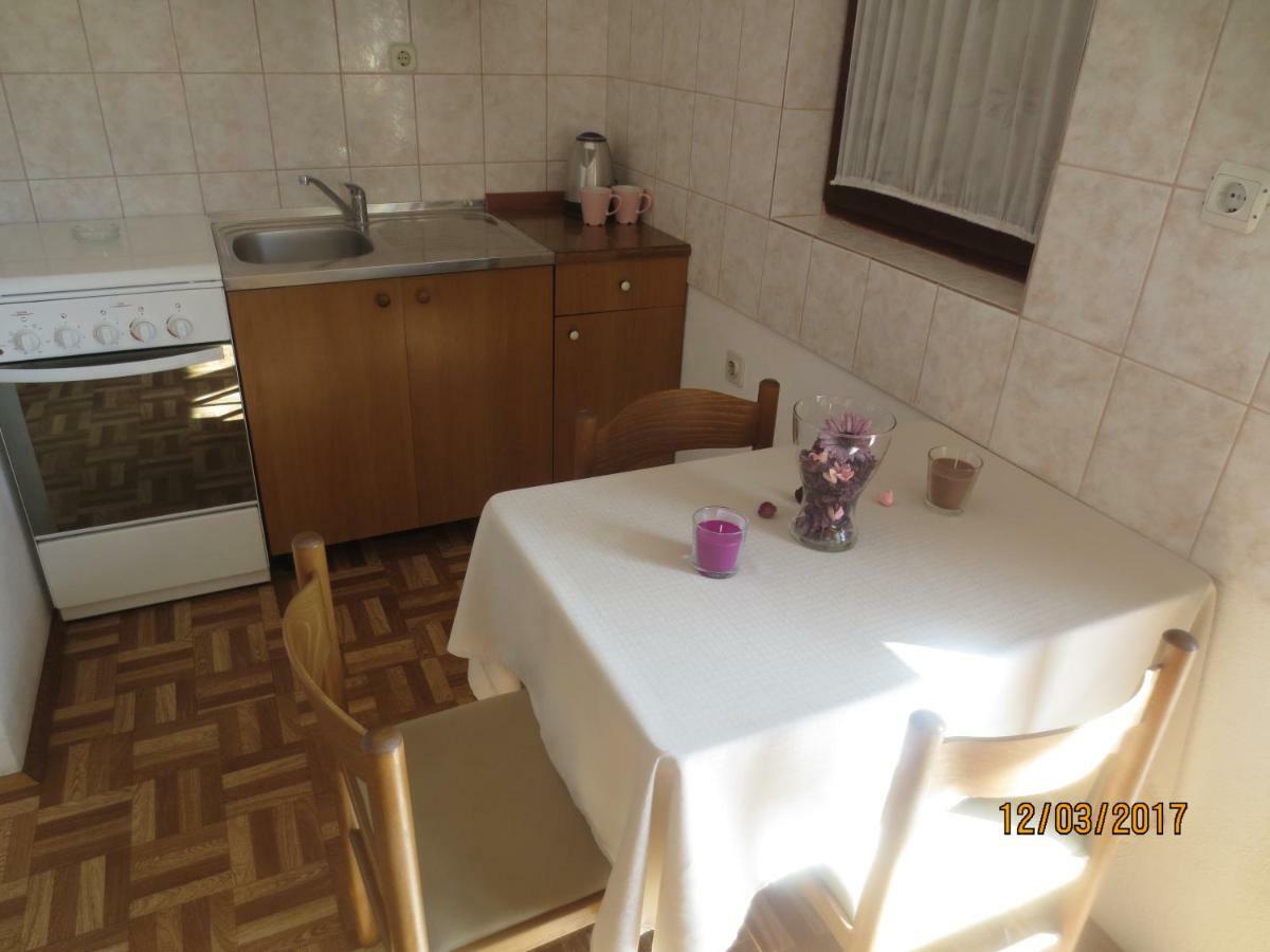 Apartmani Ledenko Kaštela Exterior foto